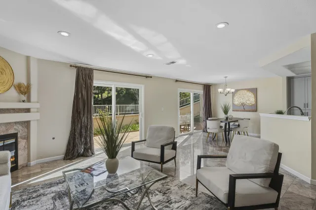 $859,000 | 11855 Caminito De Las Missiones, San Diego, CA 92128
