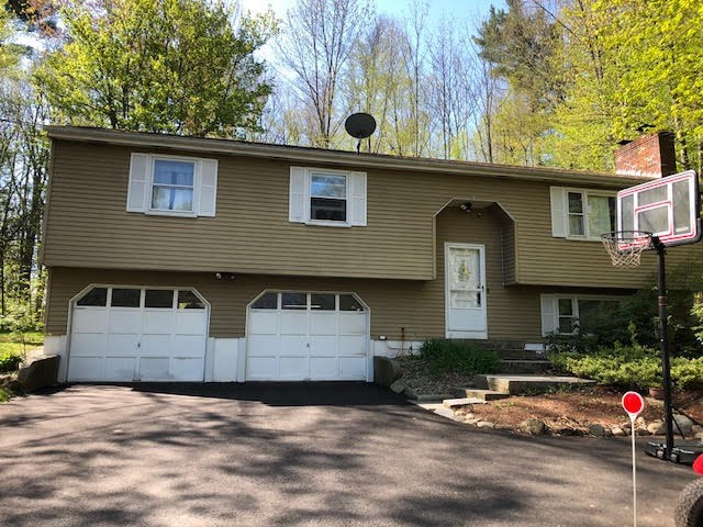 14 Roblin Road Bedford, NH 03110 - Photo 5 of 22