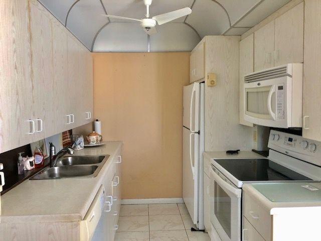 4043 Exeter C, Unit 4043 Boca Raton, FL 33434 - Photo 8 of 15 IMG_6374 (7)