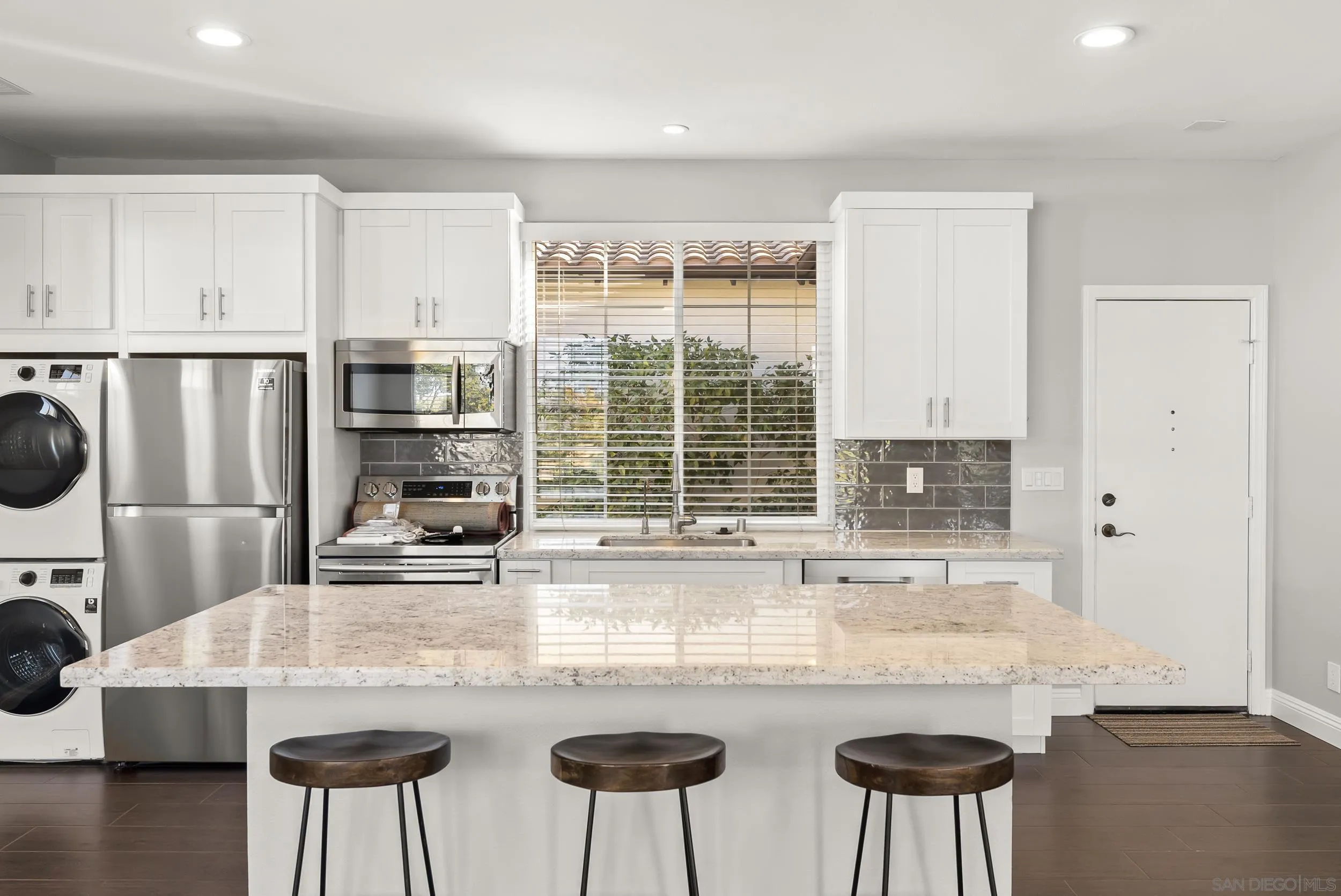 13650 Overland Pass Road Poway, CA 92064 - Photo 18 of 45 Gallery Image 18