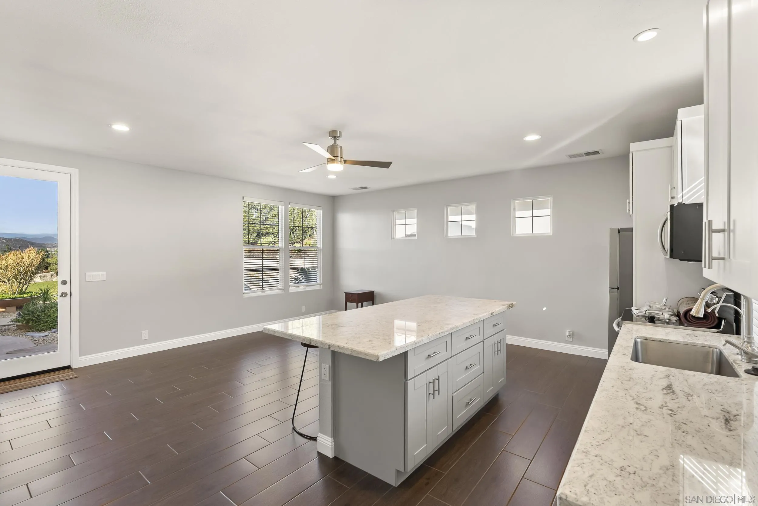 13650 Overland Pass Road Poway, CA 92064 - Photo 19 of 45 Gallery Image 19