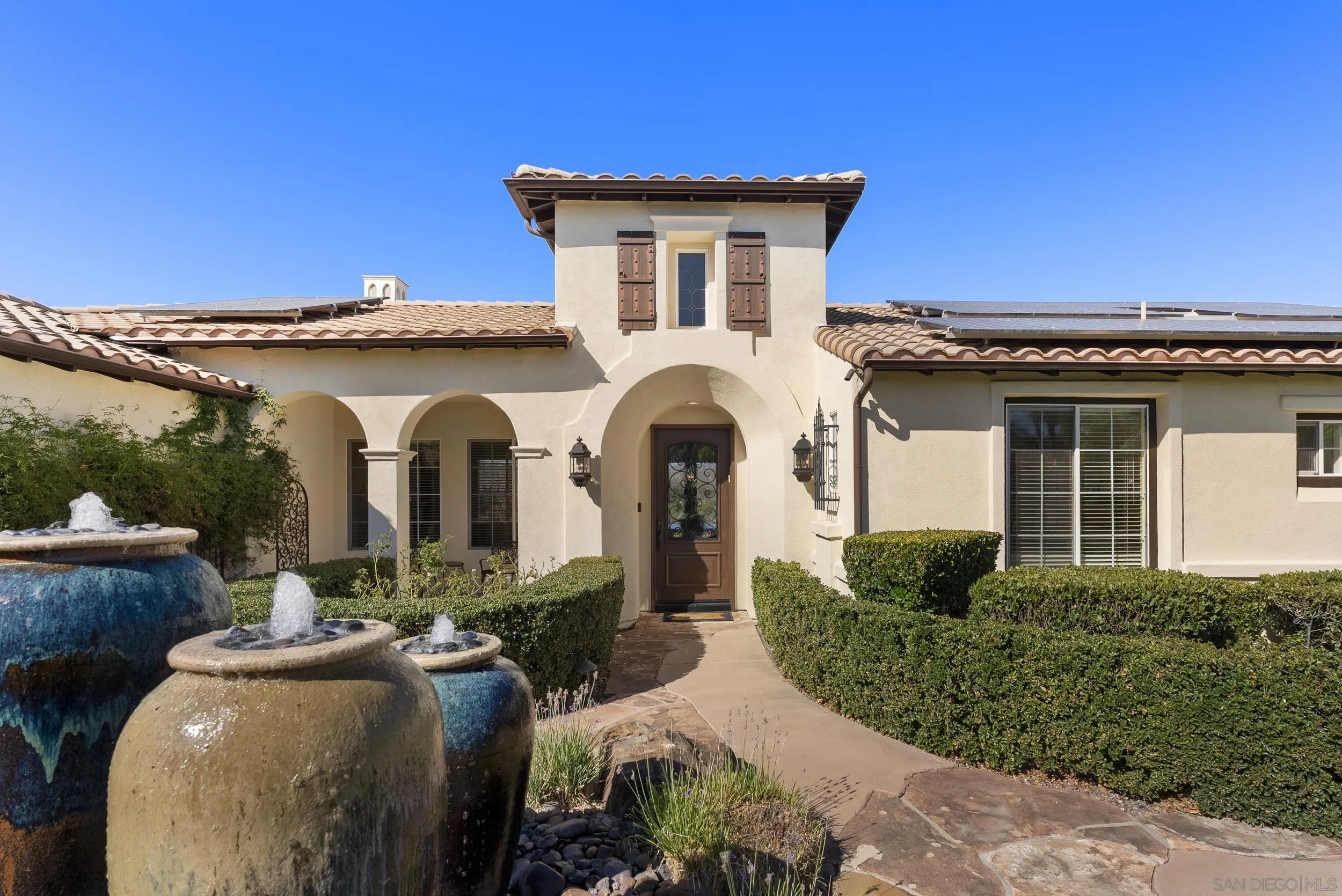 13650 Overland Pass Road Poway, CA 92064 - Photo 2 of 45 Gallery Image 2
