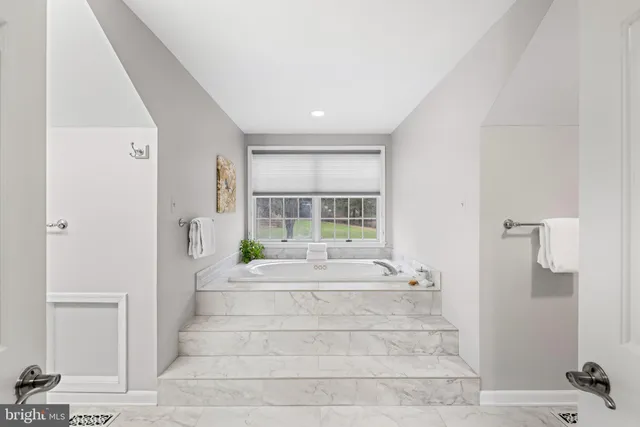 $1,050,000 | 6008 Winter Grain Path, Clarksville, MD 21029