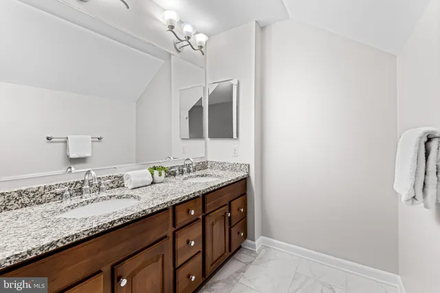 $1,050,000 | 6008 Winter Grain Path, Clarksville, MD 21029