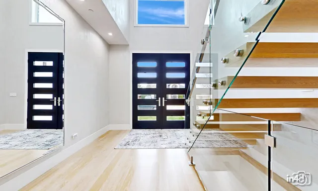 a view of entryway with a front door