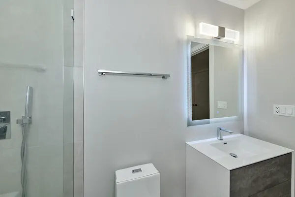 $2,375,000 | 6644 North Knox Avenue, Lincolnwood, IL 60712