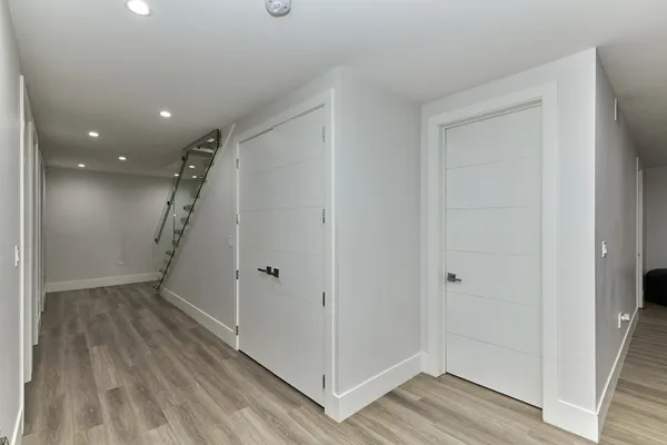 $2,375,000 | 6644 North Knox Avenue, Lincolnwood, IL 60712