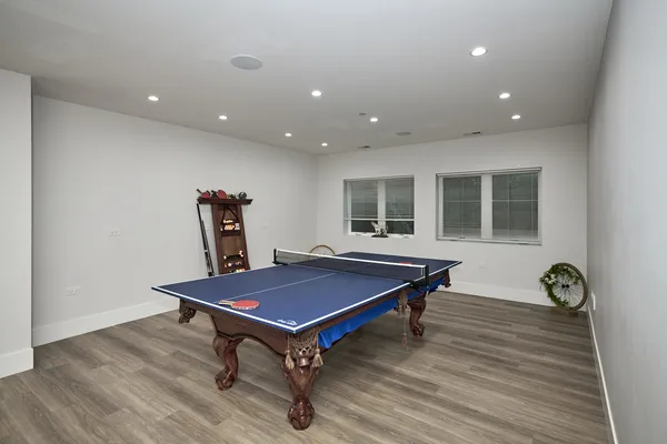 $2,375,000 | 6644 North Knox Avenue, Lincolnwood, IL 60712