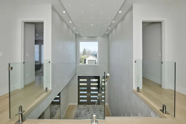 $2,375,000 | 6644 North Knox Avenue, Lincolnwood, IL 60712