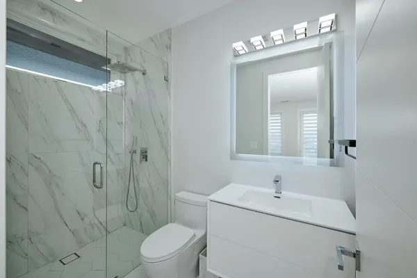 $2,375,000 | 6644 North Knox Avenue, Lincolnwood, IL 60712