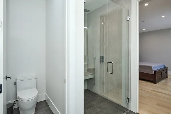 $2,375,000 | 6644 North Knox Avenue, Lincolnwood, IL 60712