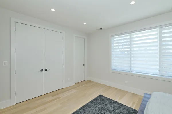 $2,375,000 | 6644 North Knox Avenue, Lincolnwood, IL 60712