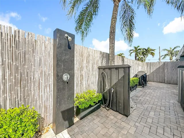 $1,375,000 | 501 Southeast 7th Avenue, Pompano Beach, FL 33060