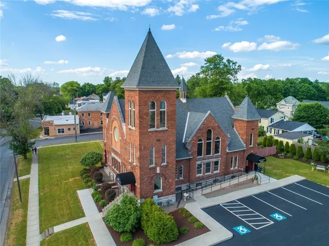 $389,000 | 68 North Division Street, Auburn, NY 13021