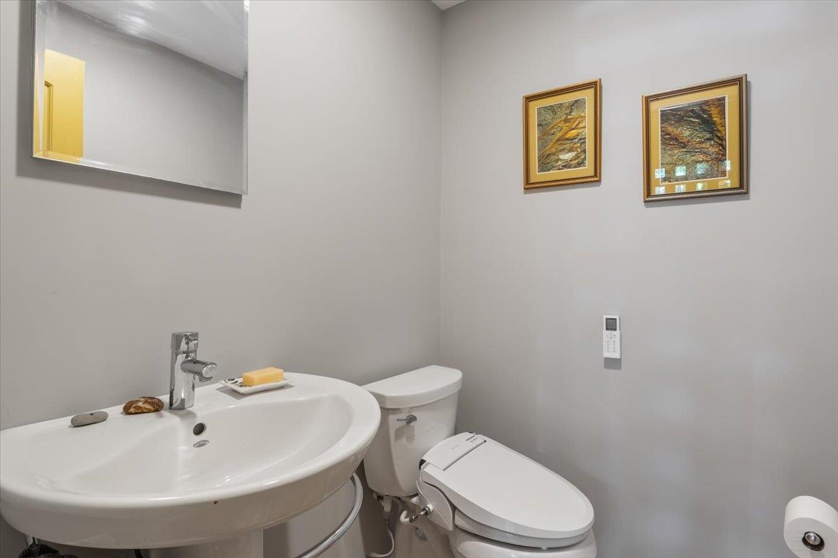 5 Hartman Place Exeter, NH 03833 - Photo 5 of 40 Gallery Image 5