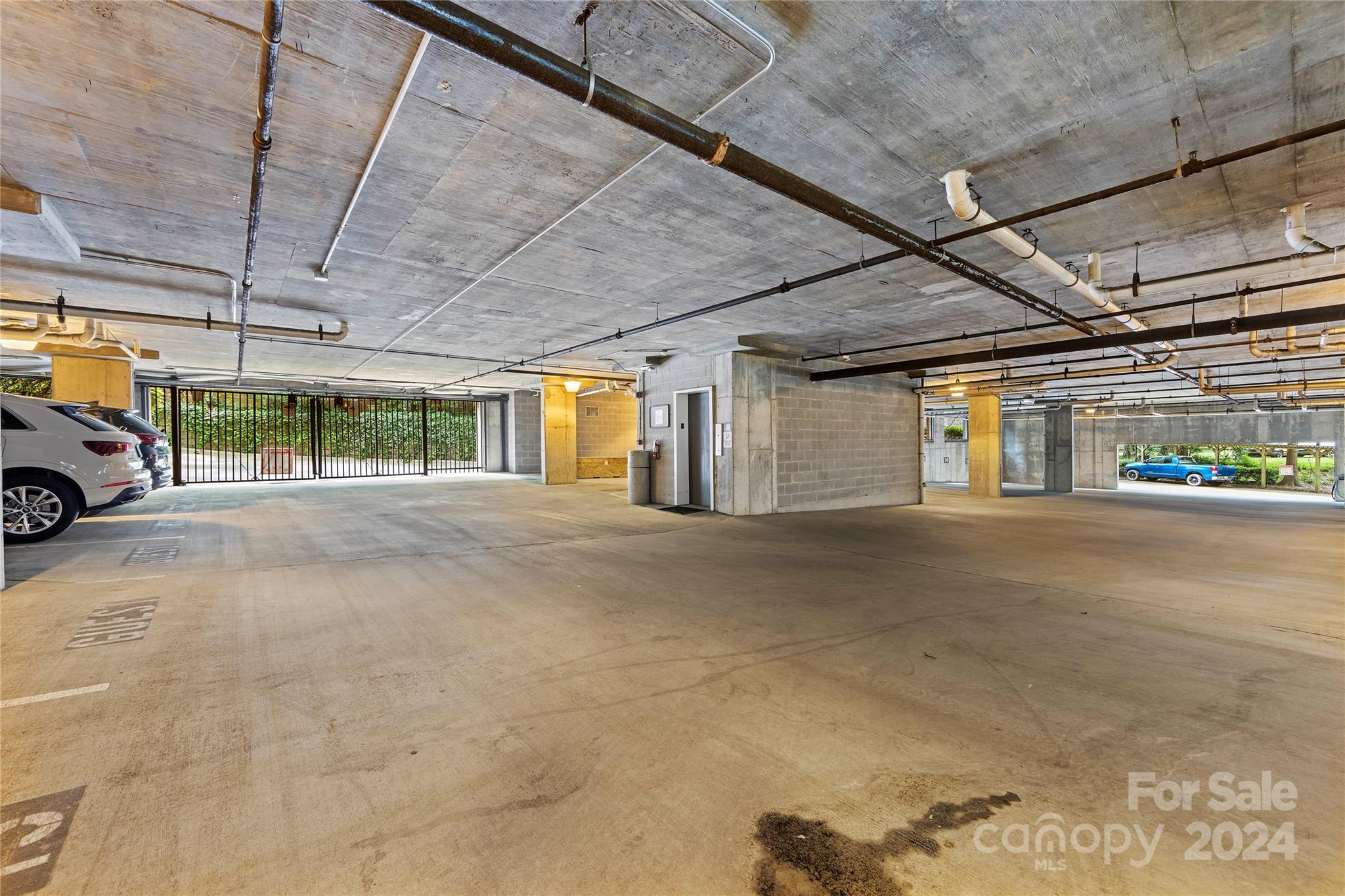 416 Queens Road, Unit 11 Charlotte, NC 28207 - Photo 39 of 40