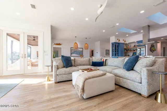 $1,425,000 | 443 Wahoo Road, Panama City Beach, FL 32408