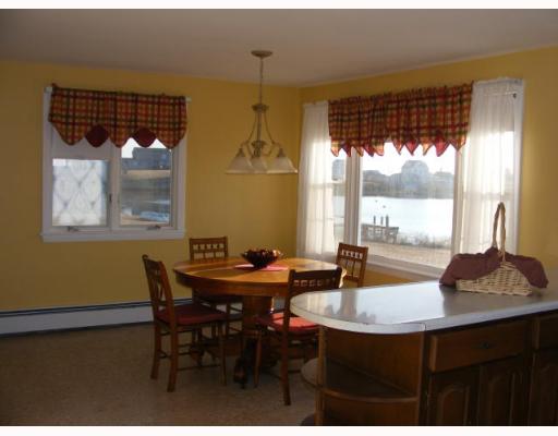 42 Peninsula Road South Kingstown, RI 02879 - Photo 3 of 12 Dining Room.