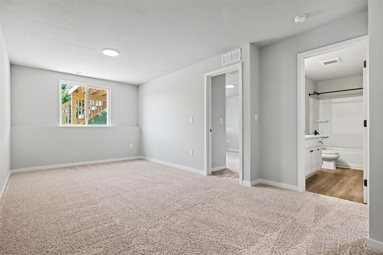 71348 Embassy Road Edwardsburg, MI 49112 - Photo 13 of 34 Gallery Image 13