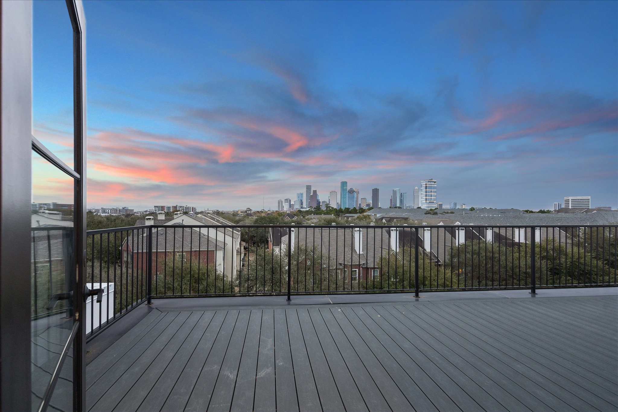 809 Memorial Heights Drive Houston, TX 77007 - Photo 6 of 32