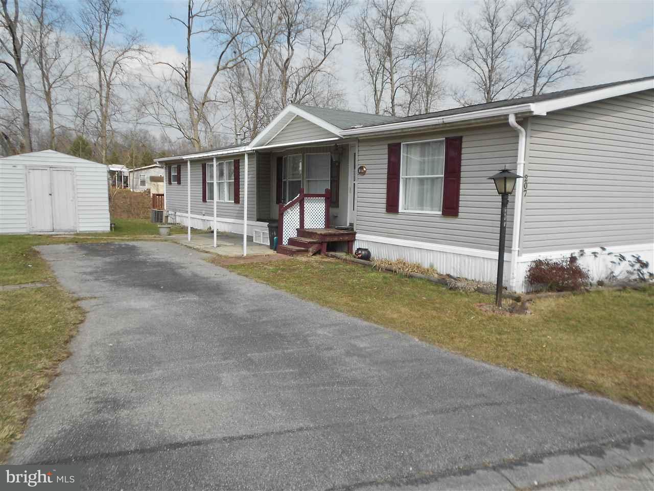 207 Berwick Road Abbottstown, PA 17301 - Photo 1 of 33 Gallery Image 1