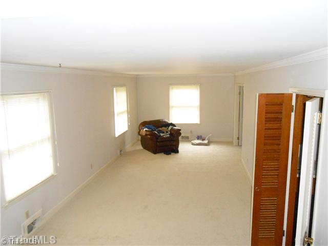 2020 Huntington Road Burlington, NC 27215 - Photo 3 of 15 Living Room. View from foyer to living room