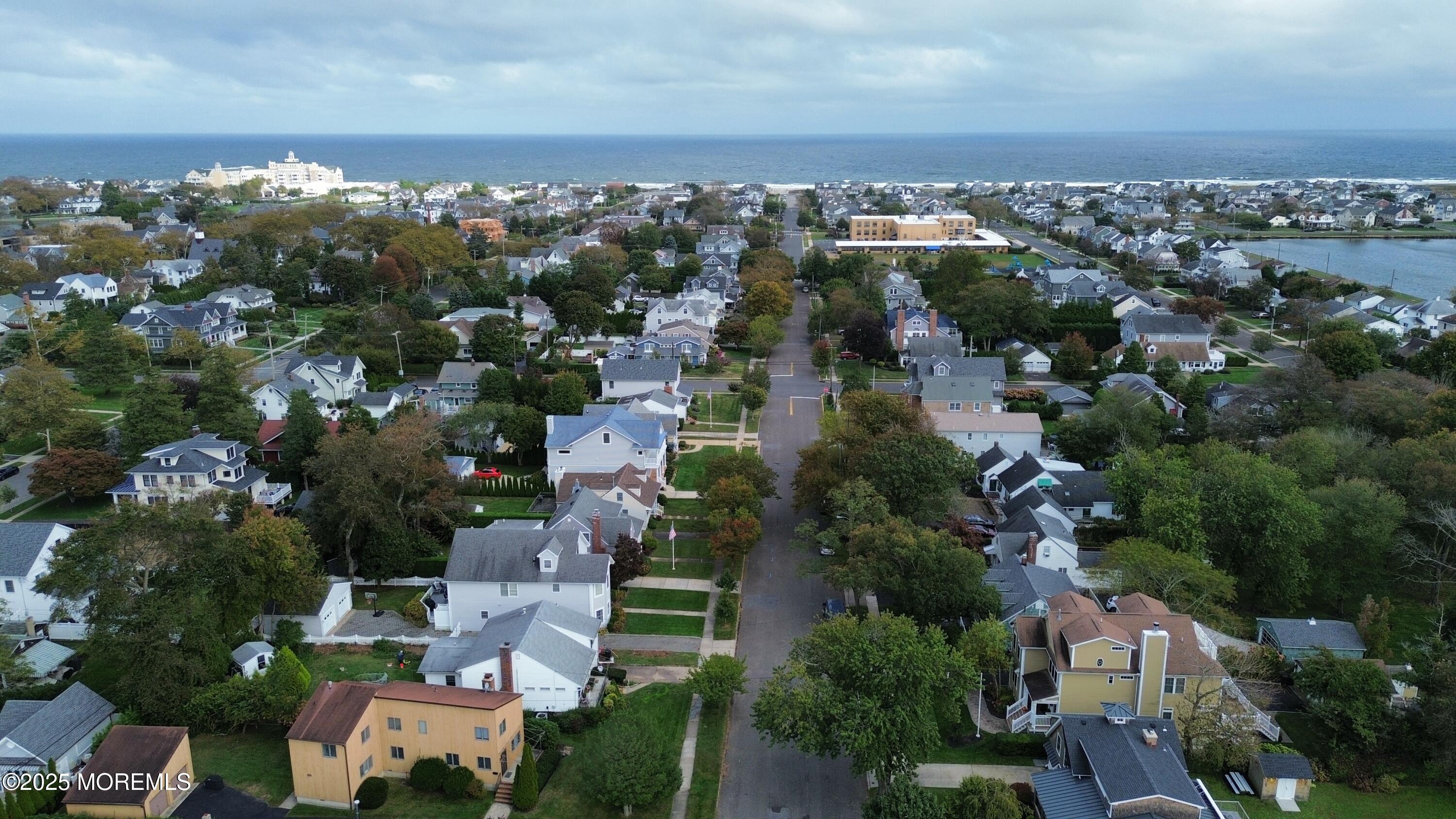418 Salem Avenue Spring Lake, NJ 07762 - Photo 29 of 29 an aerial view of multiple house