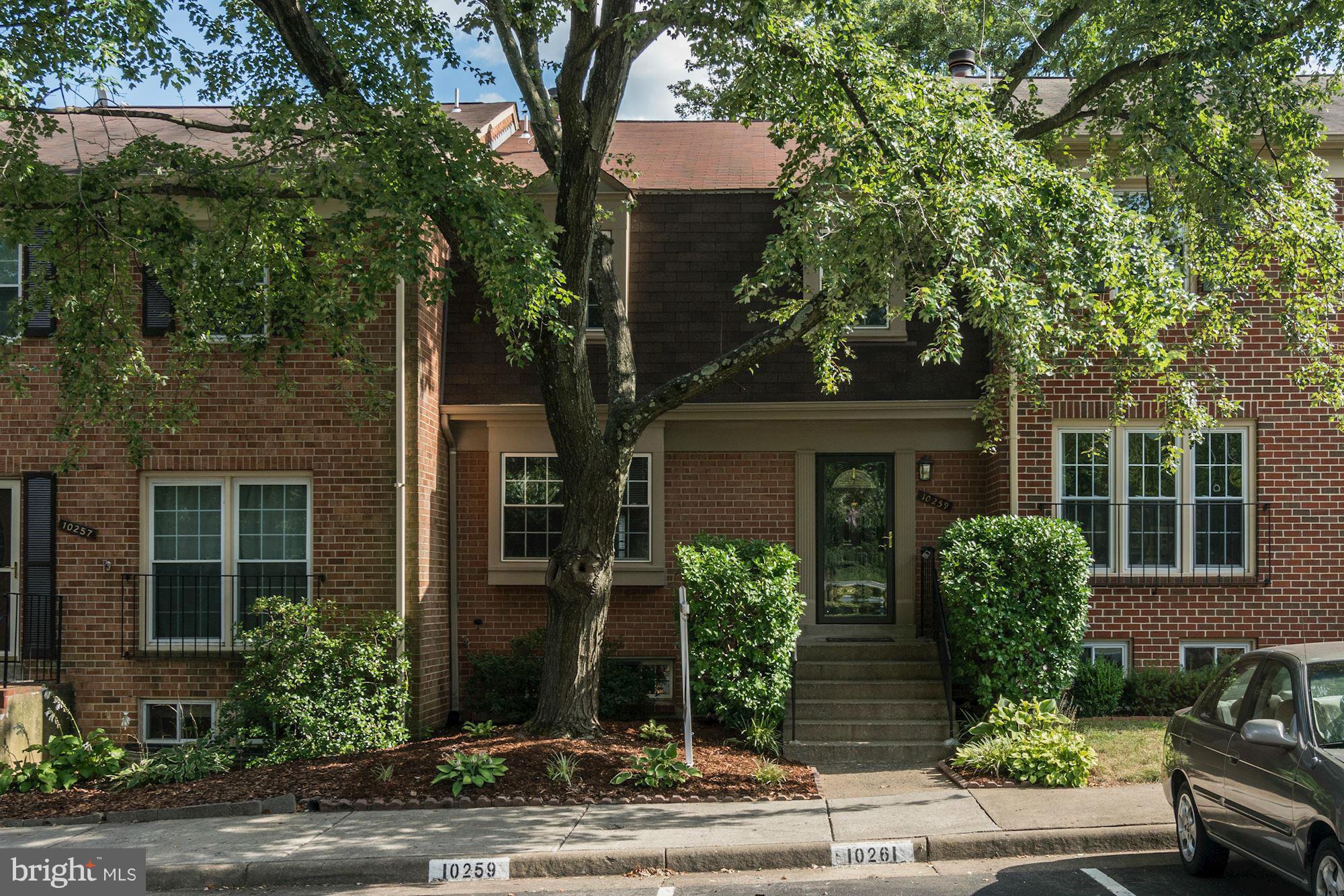 10259 Braddock Road Fairfax, VA 22032 - Photo 1 of 17 Exterior (Front)