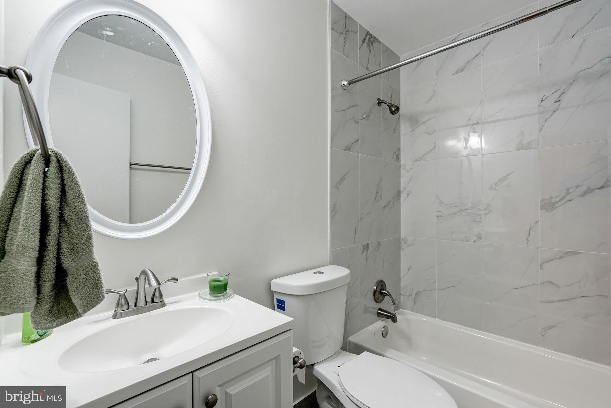 10259 Braddock Road Fairfax, VA 22032 - Photo 11 of 17 Bath