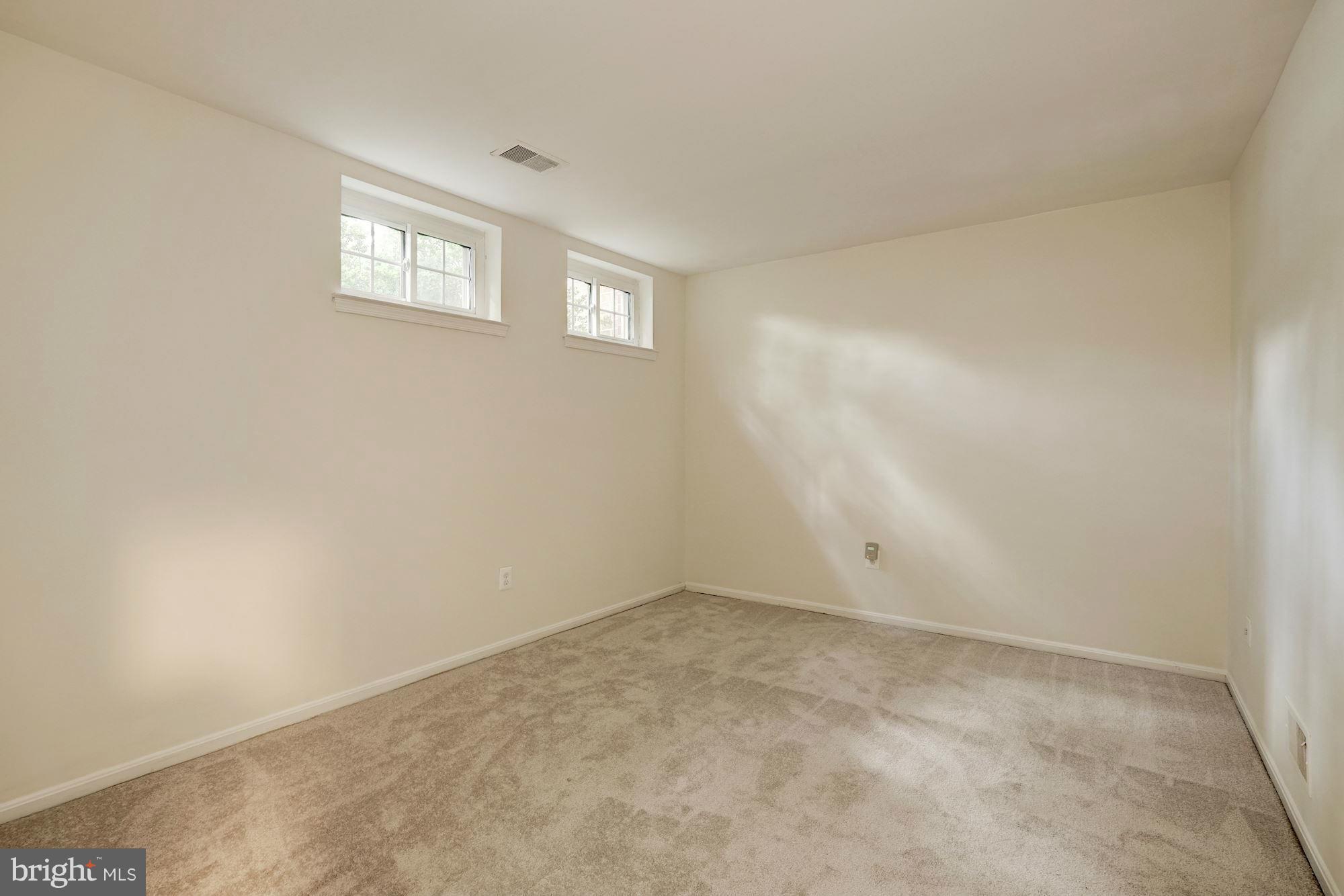 10259 Braddock Road Fairfax, VA 22032 - Photo 12 of 17 Bedroom