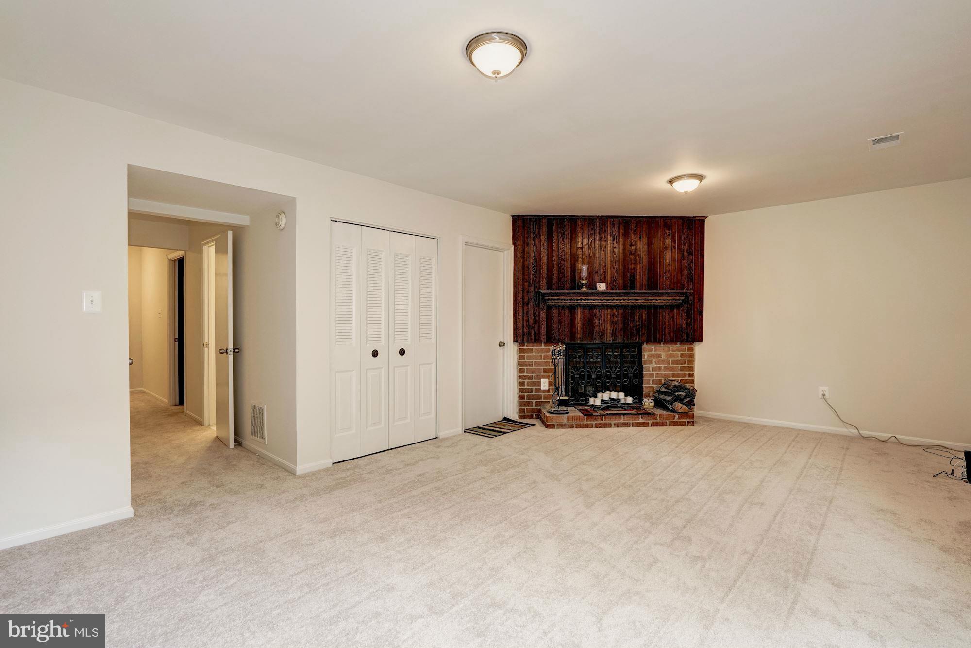 10259 Braddock Road Fairfax, VA 22032 - Photo 15 of 17 Interior (General)