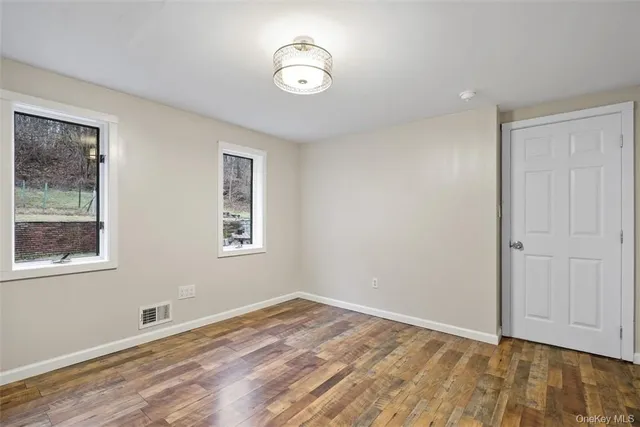 $3,400 | Undisclosed Address, Salisbury Mills, NY 12577