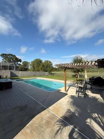 $462,900 | 240 Santa Rosa Drive, Winter Haven, FL 33884