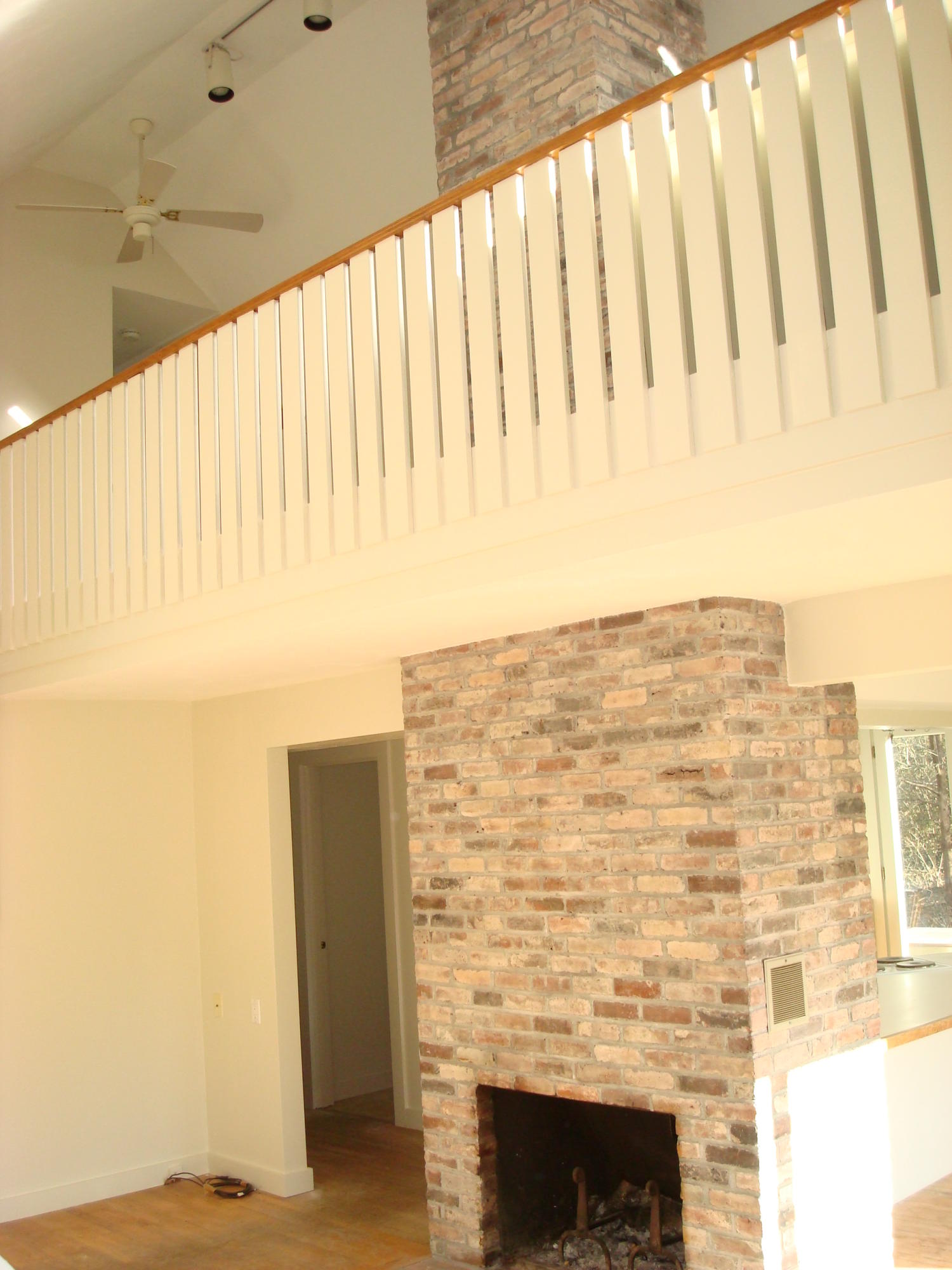 141 Indian Hill Road Barnstable, MA 02630 - Photo 6 of 13 024