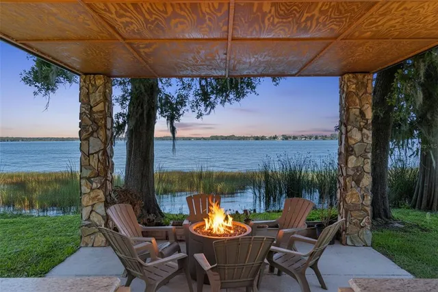 $1,980,000 | 11401 Thonotosassa Road, Thonotosassa, FL 33592