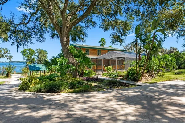 $1,980,000 | 11401 Thonotosassa Road, Thonotosassa, FL 33592