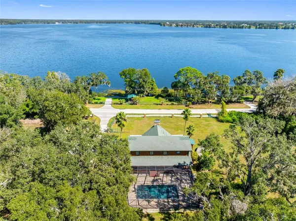 $1,980,000 | 11401 Thonotosassa Road, Thonotosassa, FL 33592