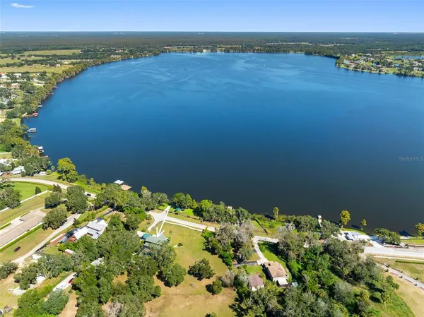 $1,980,000 | 11401 Thonotosassa Road, Thonotosassa, FL 33592