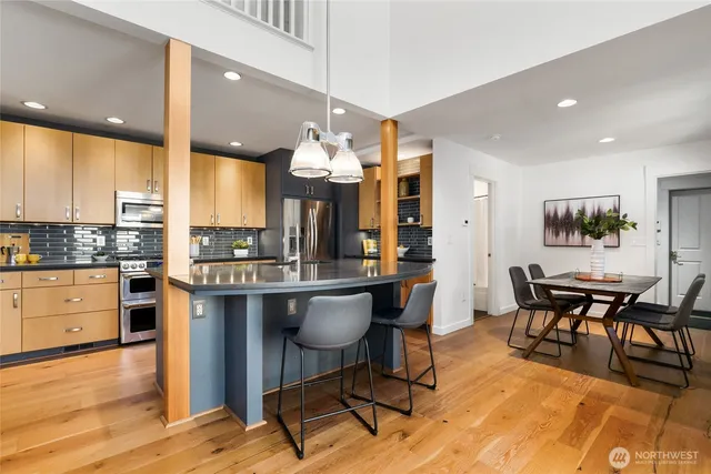 $890,000 | 917 18th Avenue, Unit C, Seattle, WA 98122