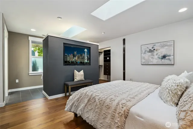 $890,000 | 917 18th Avenue, Unit C, Seattle, WA 98122