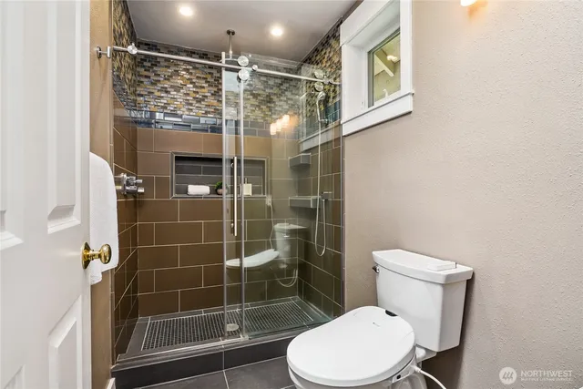 $890,000 | 917 18th Avenue, Unit C, Seattle, WA 98122