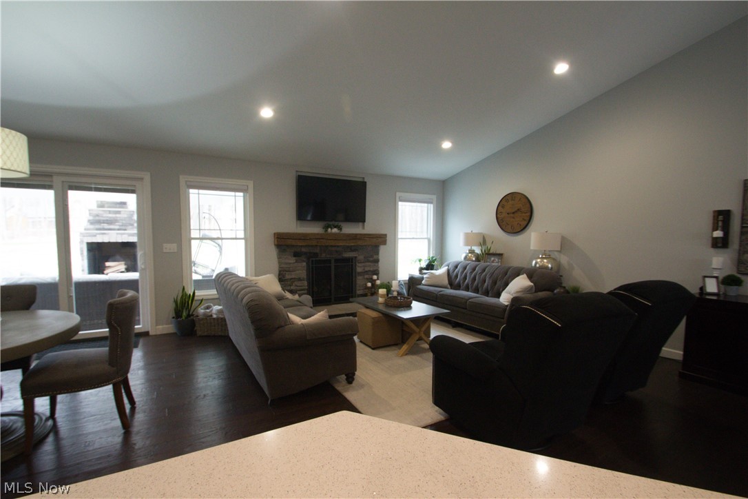 12429 Winchell Road Painesville, OH 44077 - Photo 5 of 35