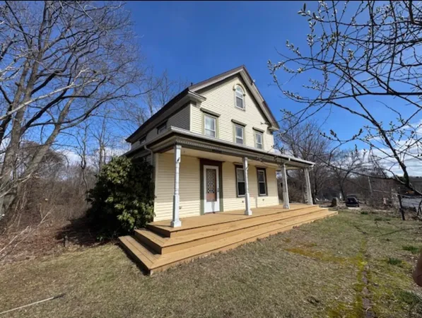 $599,900 | 1 South Policy Street, Salem, NH 03079