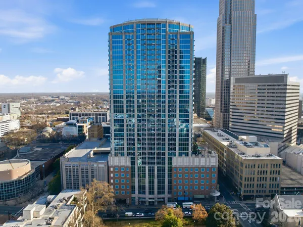 a picture of city view