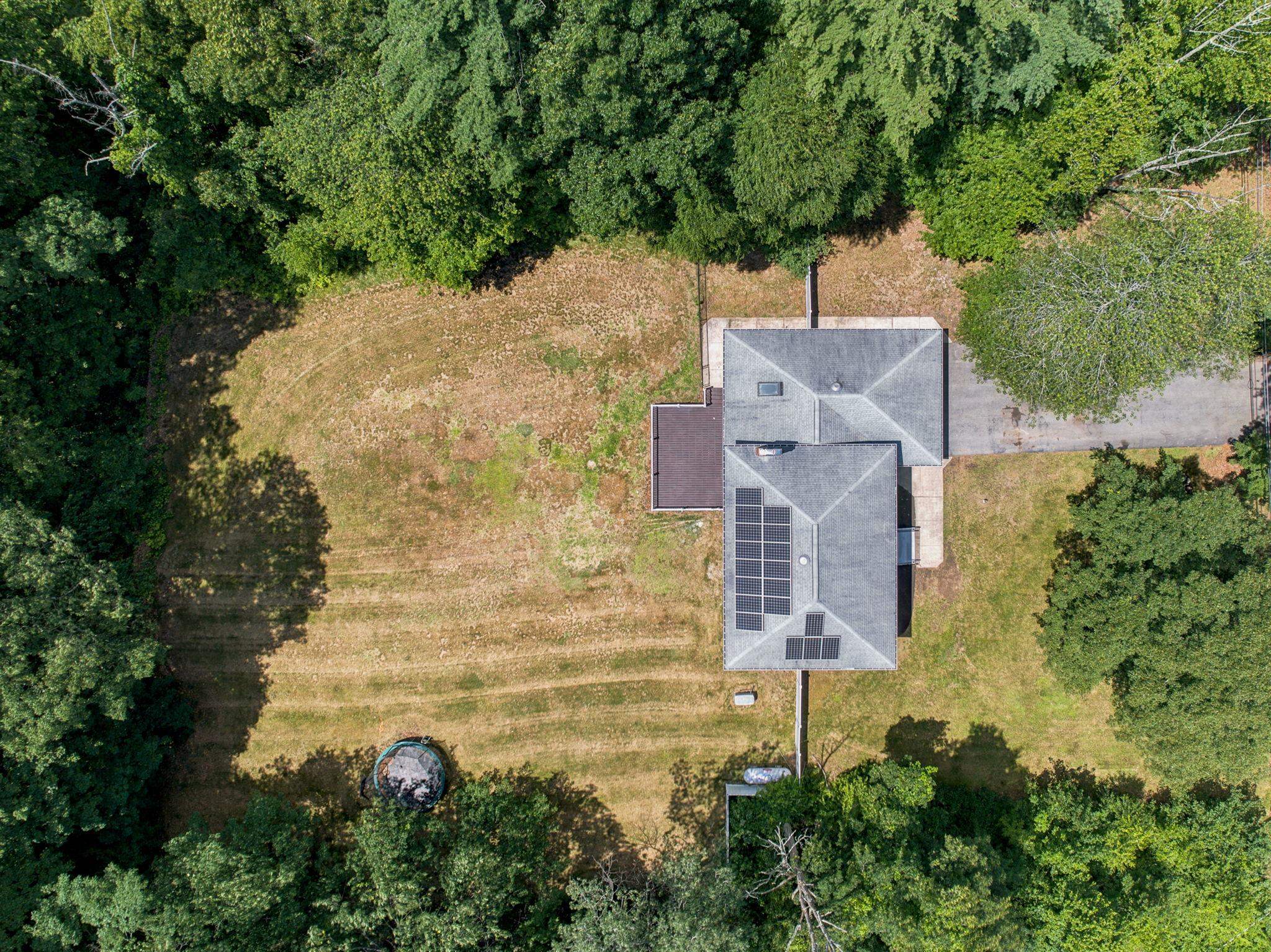 60 Horseshoe Road Windham, NH 03087 - Photo 4 of 35