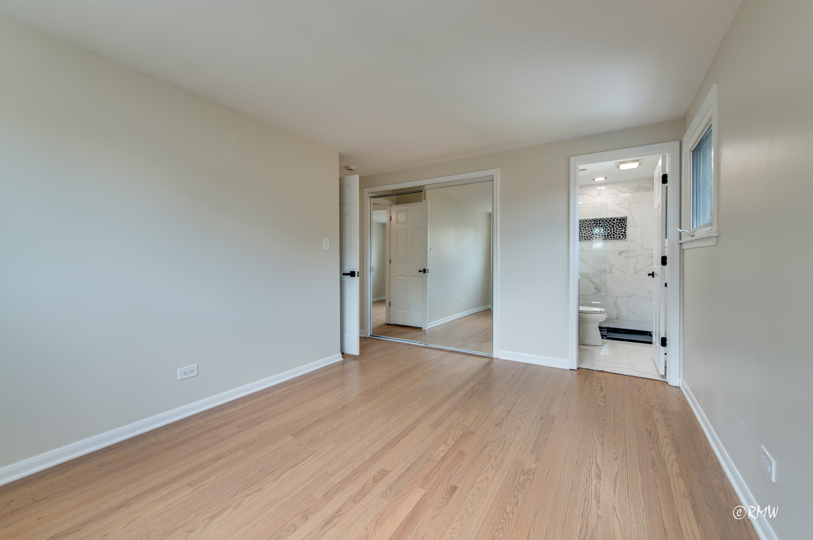 439 Hickory Drive Itasca, IL 60143 - Photo 12 of 34