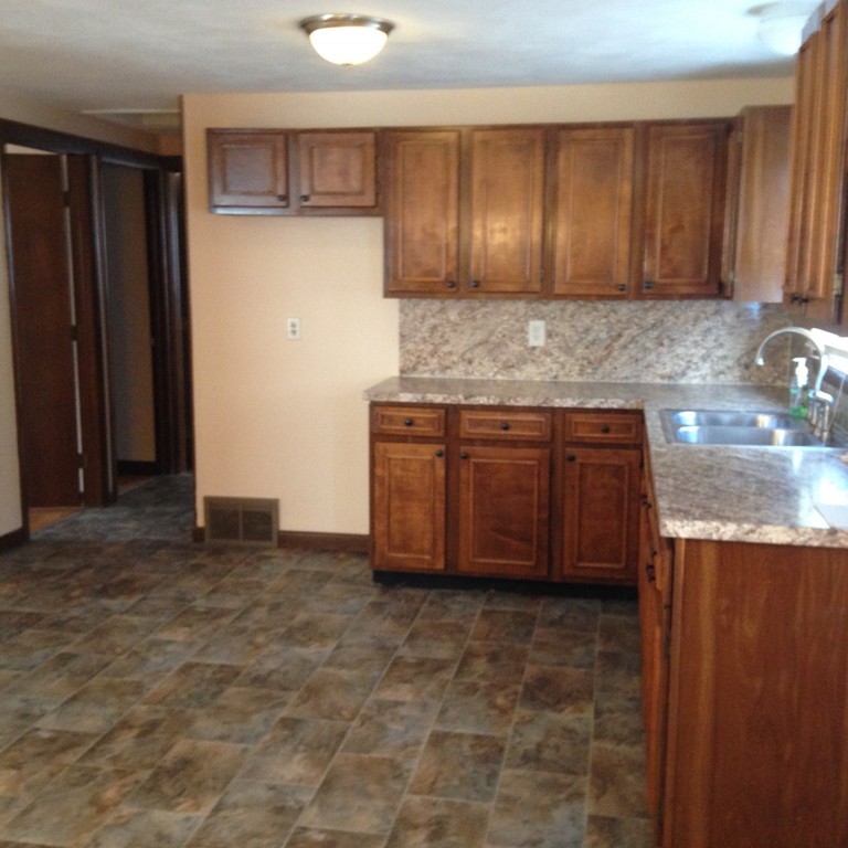 115 Butternut Street Springfield, MA 01128 - Photo 2 of 6
