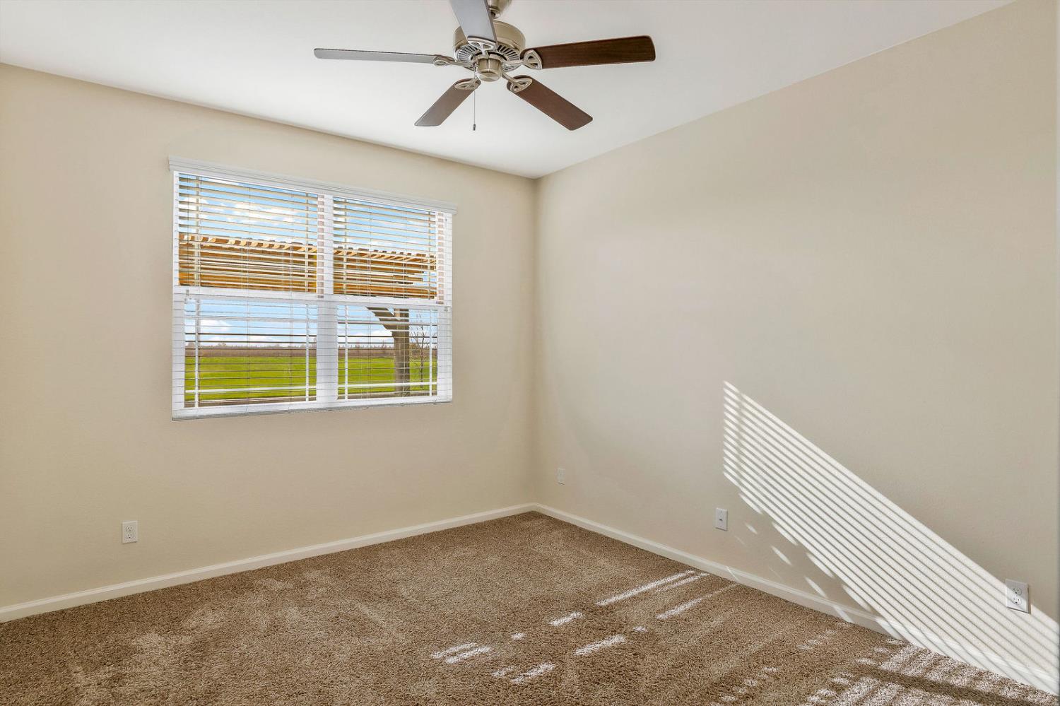 935 Mono Street Manteca, CA 95337 - Photo 14 of 32