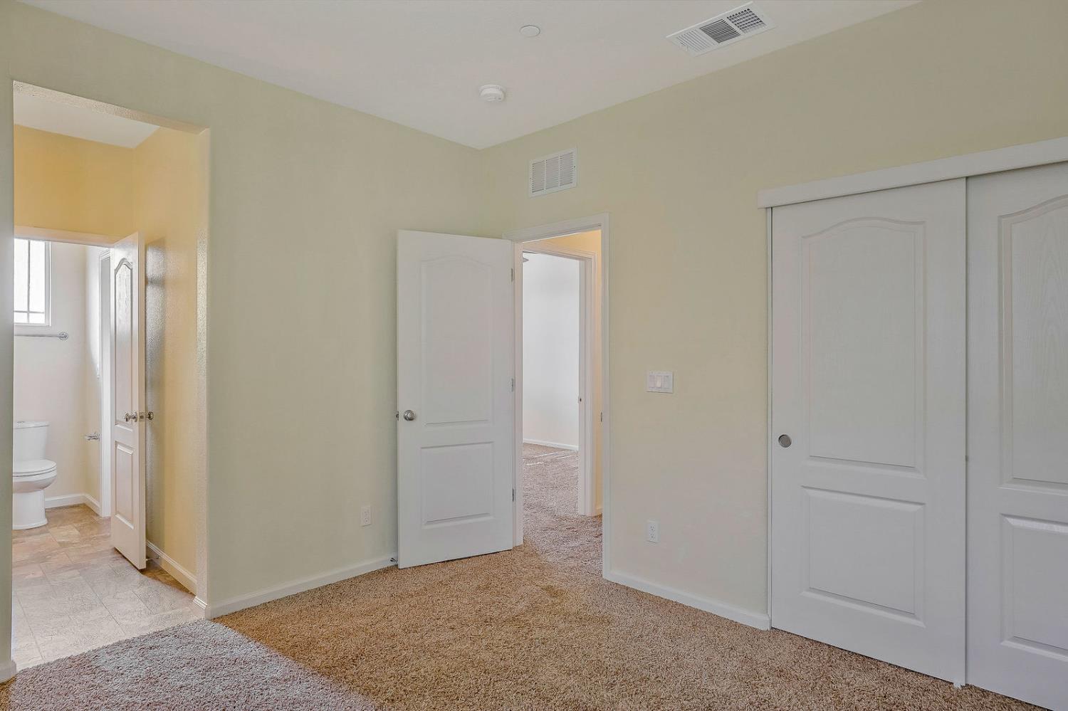 935 Mono Street Manteca, CA 95337 - Photo 16 of 32