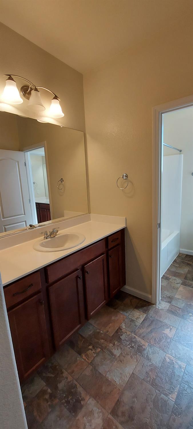935 Mono Street Manteca, CA 95337 - Photo 27 of 80